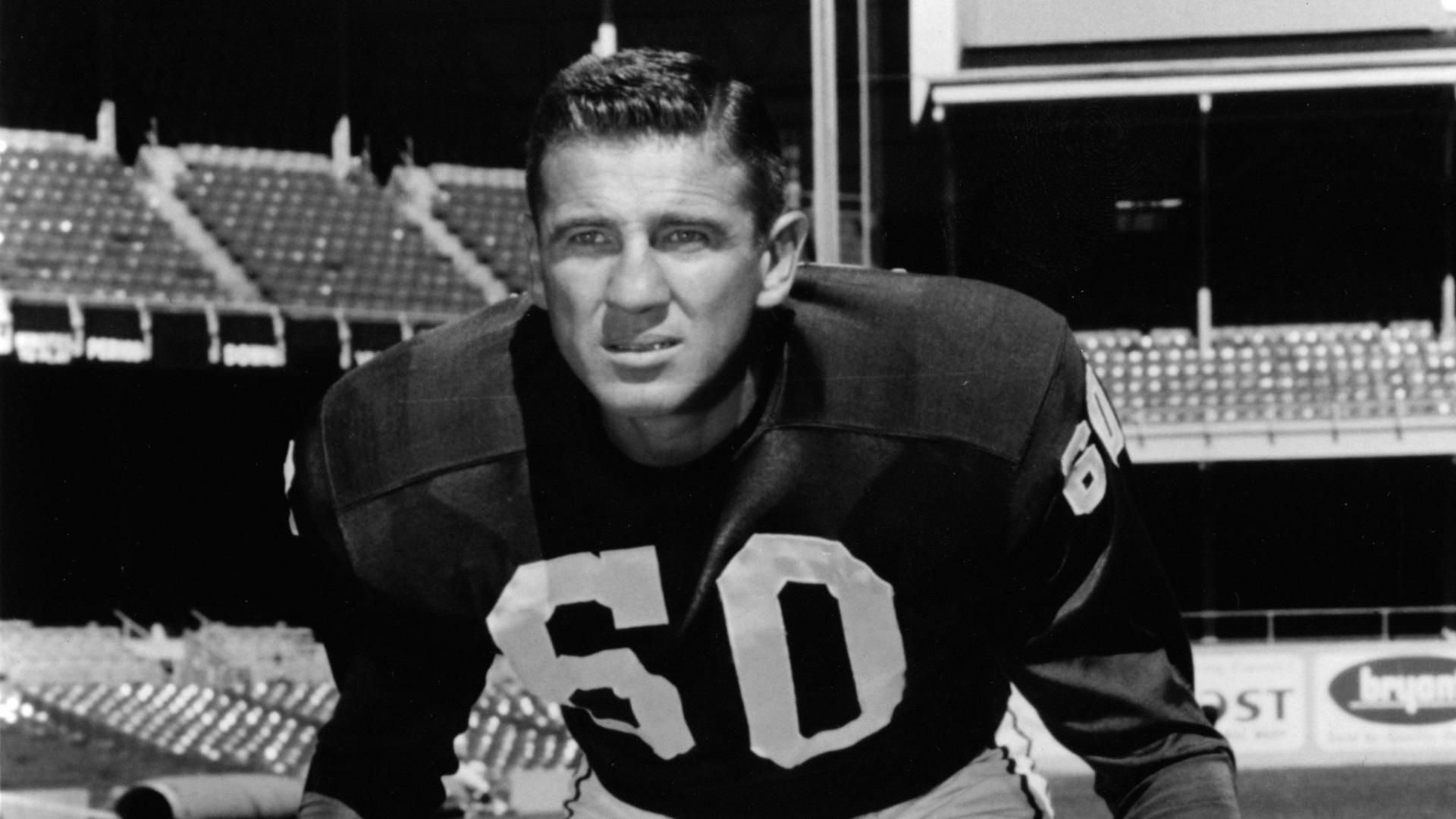 Eagles Hall of Famer Chuck Bednarik dies at 89