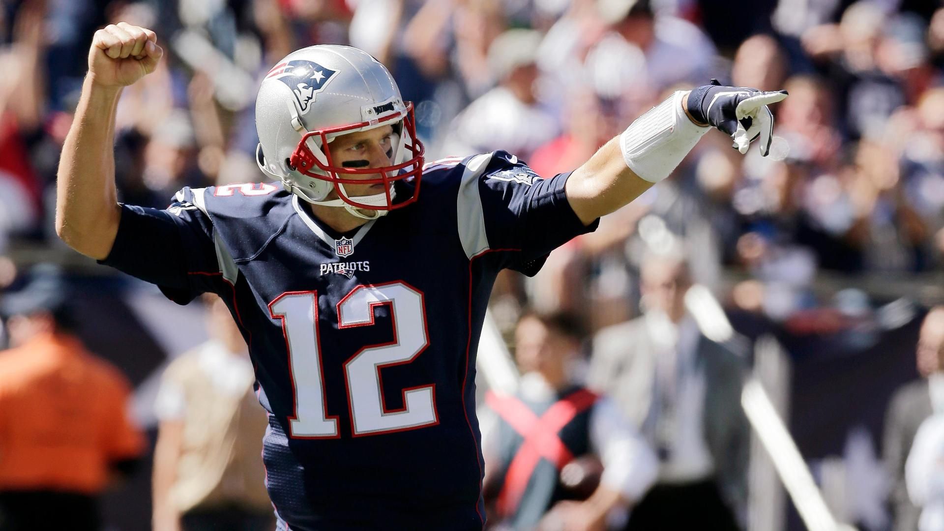 Tom Brady reaches 400touchdown pass milestone ABC7 Los Angeles