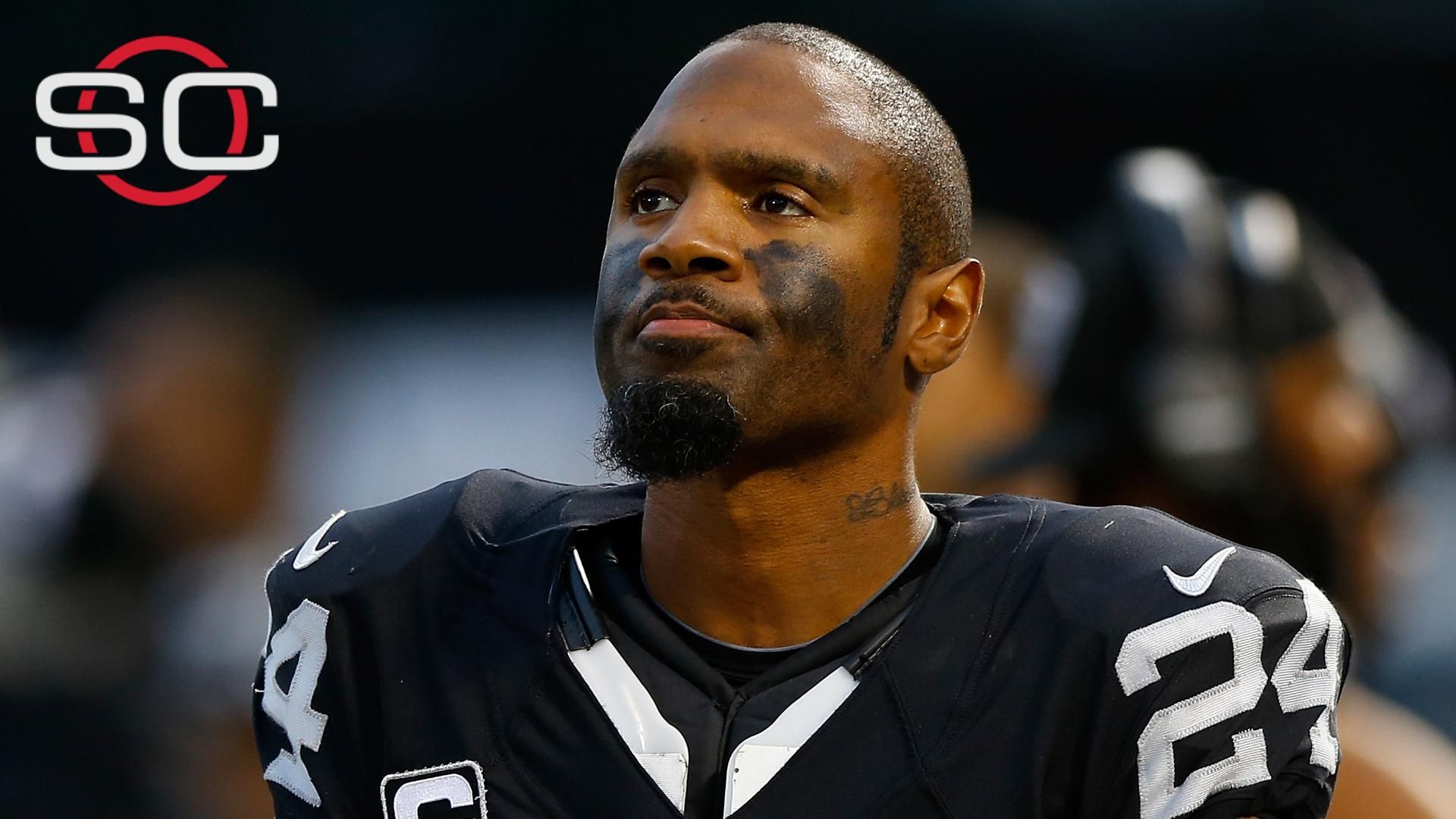 Oakland Raiders S Charles Woodson announces he'll retire after