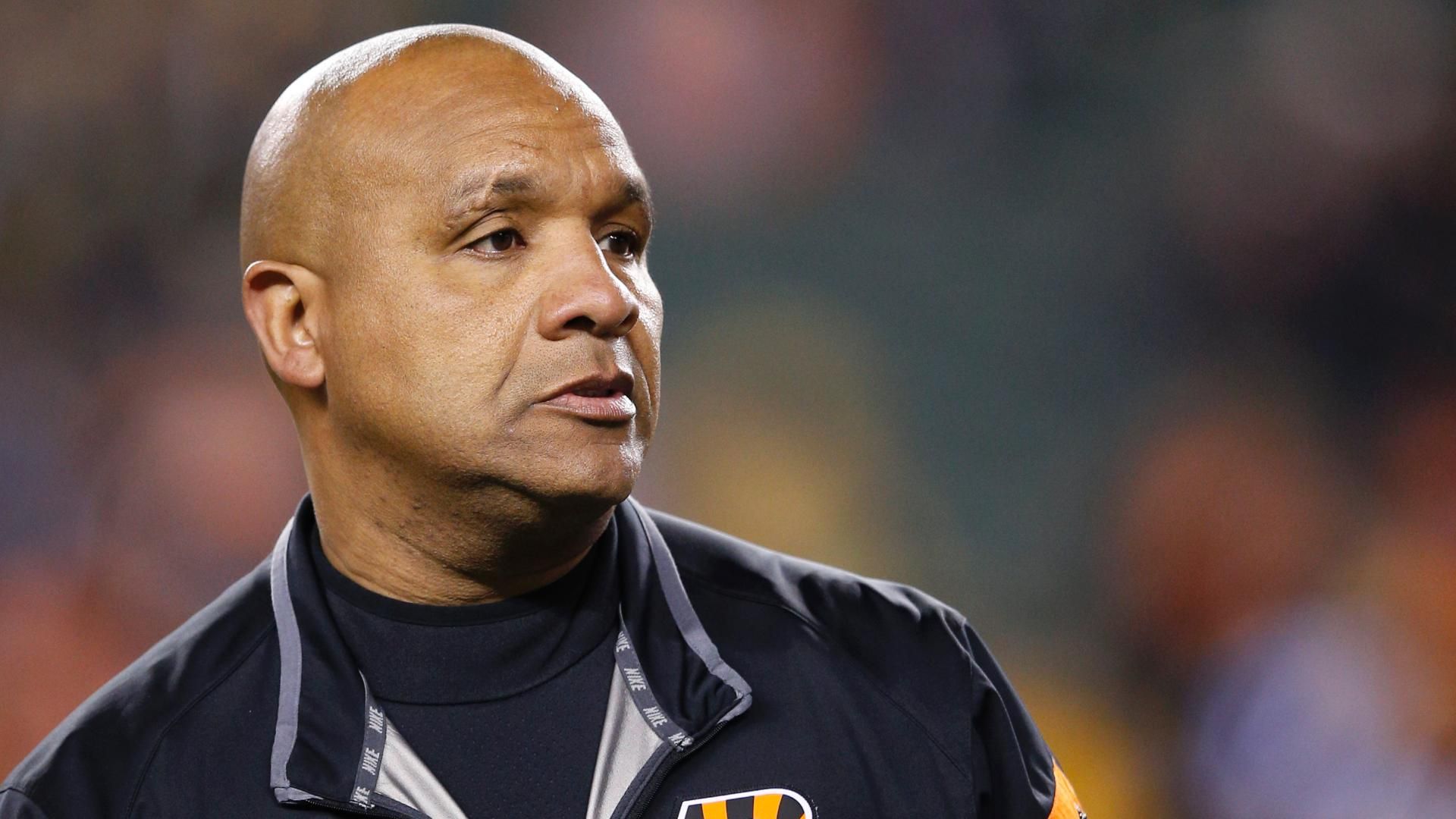 Browns name ex-Bengals OC Hue Jackson new head coach