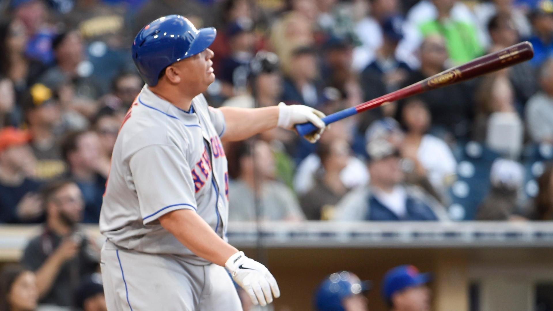 Mets pitcher Bartolo Colon hits first career homer - ABC7 Chicago