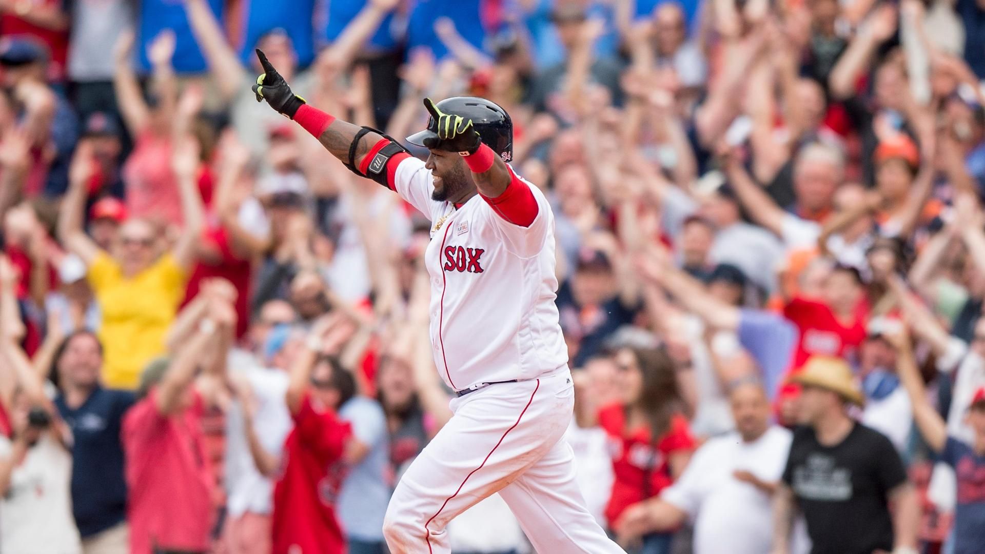 Big Papi puts on big show, lifts Red Sox over Astros in 11th