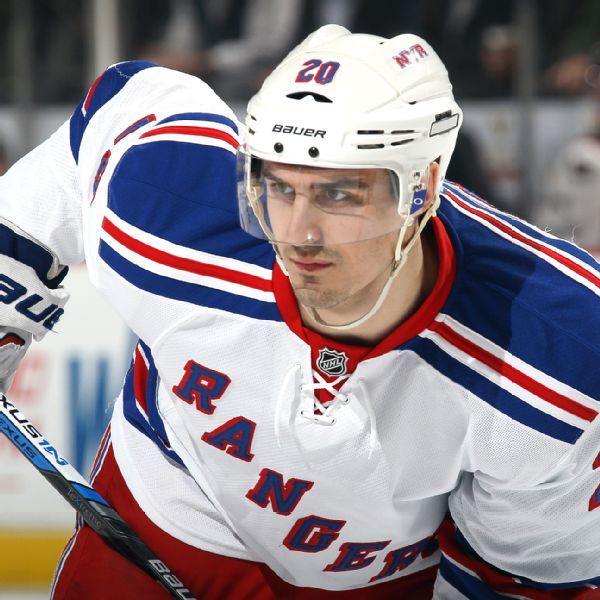 Rangers' Chris Kreider has surgery to remove part of rib