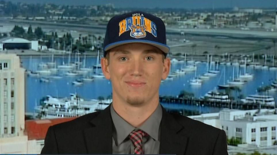 T.J. Leaf, No. 13 in ESPN 100, commits to UCLA