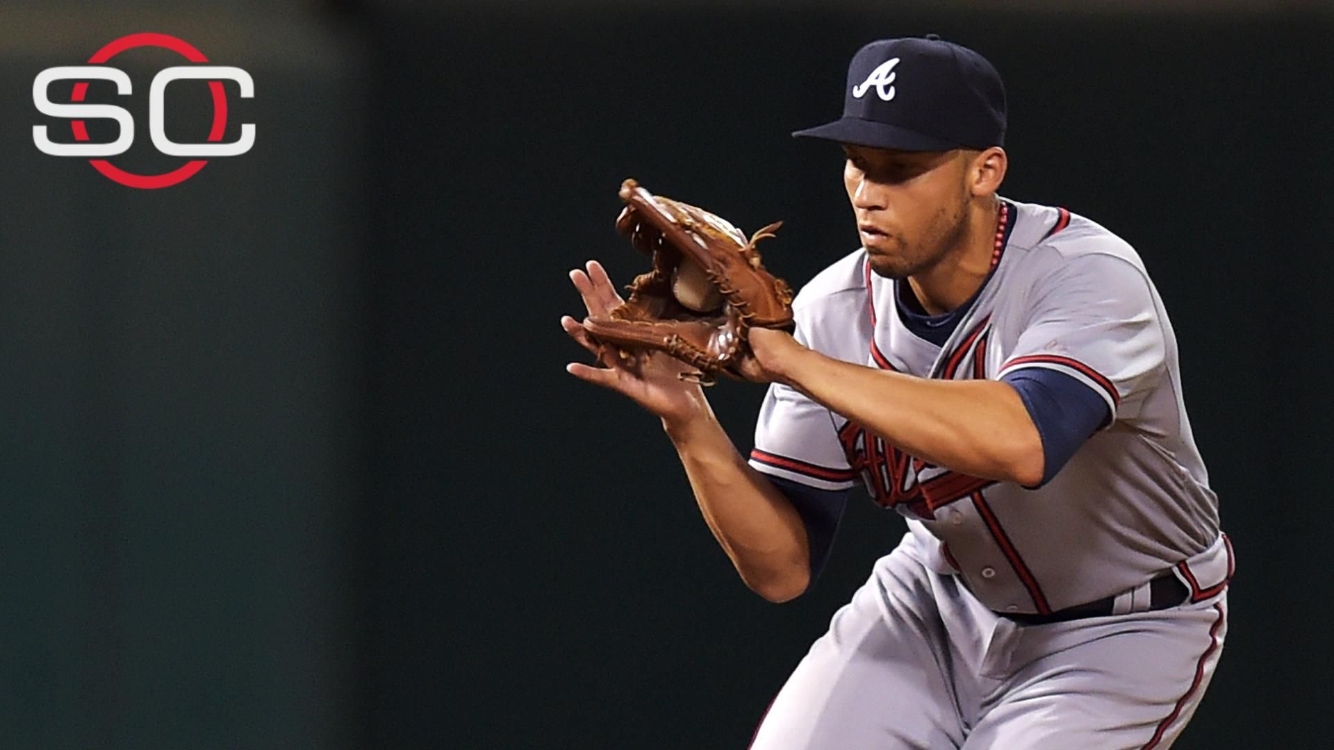 Braves trade SS Simmons to Angels