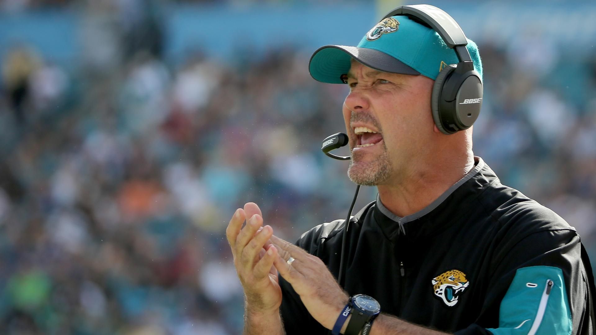 Jaguars owner Shad Khan shows patience with Gus Bradley move