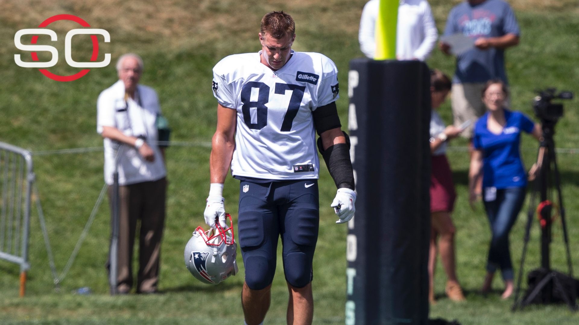 Gronkowski out Sunday against Cardinals
