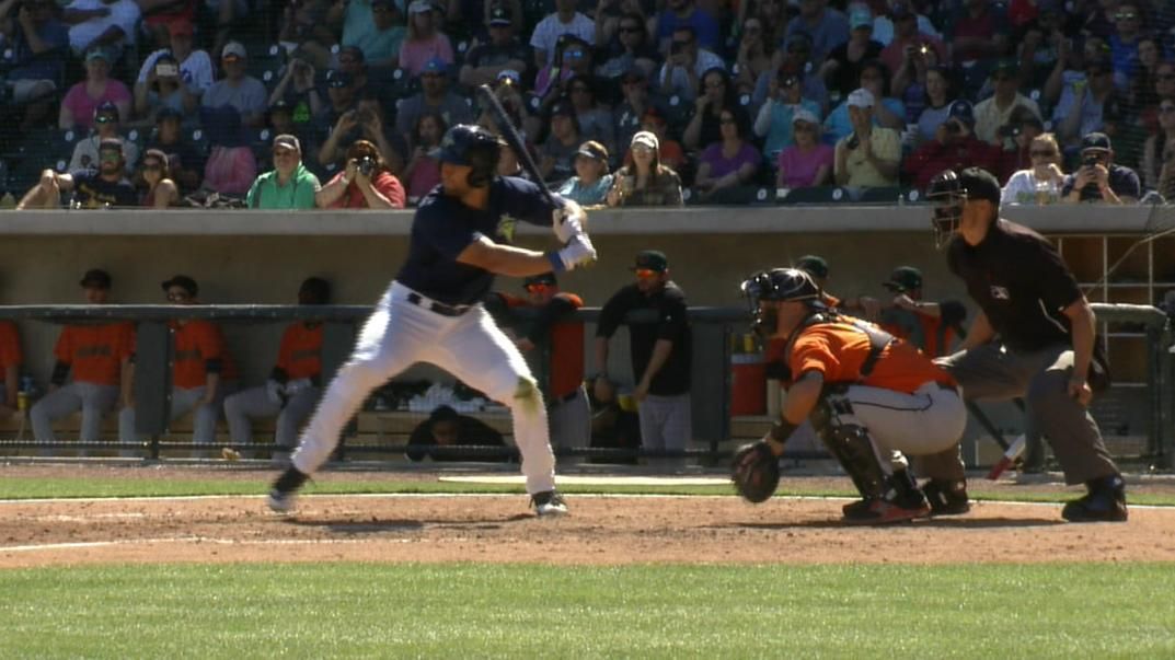 Tebow bashes another home run